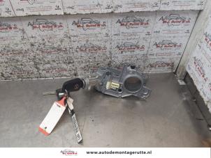 O168976 Gebruikte sleutel+contactslot Opel Zafira