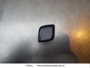 O169027 Gebruikte schakelaar (diversen) Renault ZOE