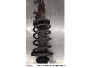 O169104 Gebruikte mac phersonpoot links-voor Kia Picanto