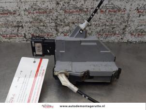 O169154 Gebruikte slotmechaniek portier 4deurs links-achter Citroen C5