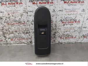 O169162 Gebruikte raam schakelaar elektrisch Citroen C5