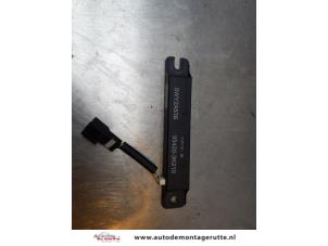 O169266 Gebruikte keyless entry antenne Kia Rio