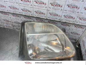 O169389 Gebruikte rechter koplamp Opel Agila