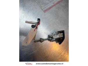 O169395 Gebruikte cilinderslot portier links BMW 1-Serie