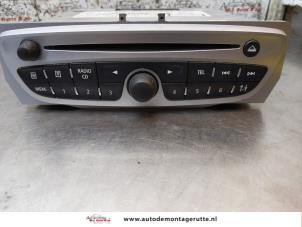 O169412 Gebruikte radio Renault Scenic