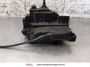 O169420 Gebruikte portierslot mechaniek 4deurs rechts-achter Renault Scenic