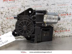 O169422 Gebruikte portierruitmotor Renault Scenic