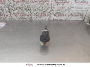 O169555 Gebruikte deurslot cilinder links Seat Ibiza