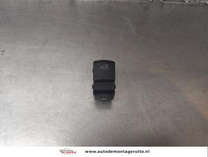 O169559 Gebruikte schakelaar achterklep Volkswagen Beetle
