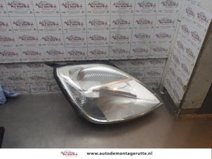 O169594 Gebruikte rechter koplamp Ford Fiesta