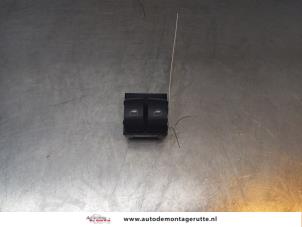 O169603 Gebruikte schakelblok ruiten Audi A4