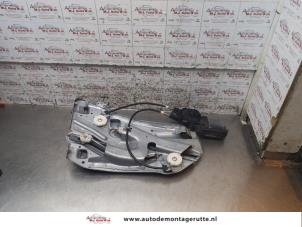 O169616 Gebruikte ruitmechaniek 2deurs links-achter Renault Megane