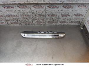 O169726 Gebruikte extra remlicht midden Citroen C4 Grand Picasso