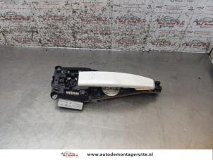 O169757 Gebruikte deurgreep 4deurs links-voor Chevrolet Aveo