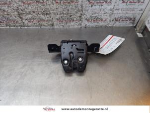 O169774 Gebruikte achterklep slotmechaniek Chevrolet Aveo
