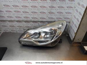 O169790 Gebruikte linker koplamp Opel Corsa