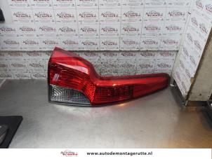 O169839 Gebruikte achterlicht links Volvo V50