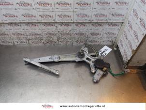 O169867 Gebruikte ruitmechaniek 4deurs rechts-voor Toyota Landcruiser
