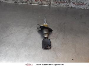 O169885 Gebruikte achterslot cilinder Ford KA