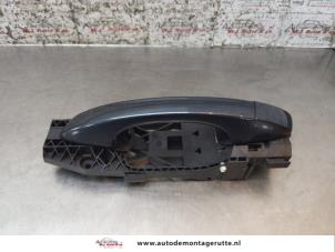 O170047 Gebruikte deurgreep 4deurs links-achter Seat Leon