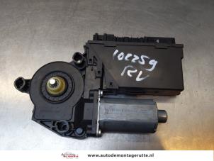 O170066 Gebruikte motor electrisch raam Audi A4