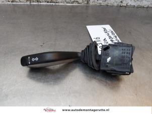 O170110 Gebruikte richtingaanwijzer schakelaar Opel Meriva