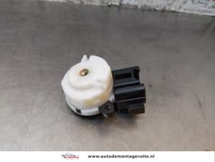 O170119 Gebruikte contactslot schakelaar Suzuki Swift