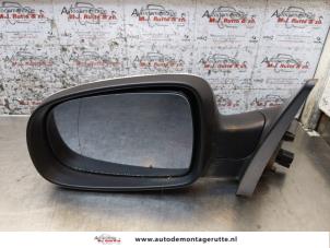 O170141 Gebruikte spiegel buiten links Opel Tigra