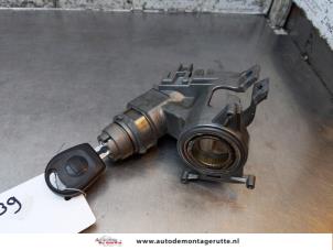 O170162 Gebruikte kontaktslot+sleutel Seat Arosa