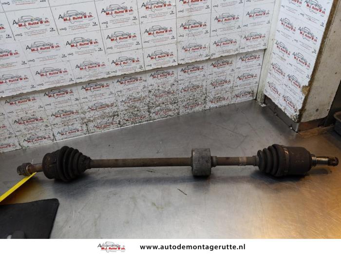 Gebruikte Aandrijfas rechts-voor Fiat Punto O170188