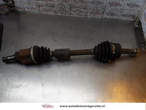 O170184 Gebruikte cardanas links-voor (vwa) Mitsubishi Colt