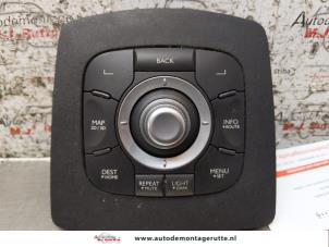 O170281 Gebruikte bedieningspaneel multi media Renault Scenic