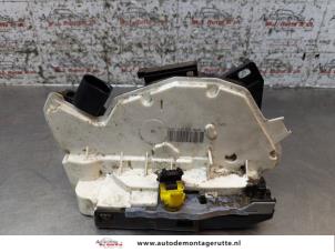 O170354 Gebruikte slotmechaniek portier 4deurs rechts-achter Seat Ibiza