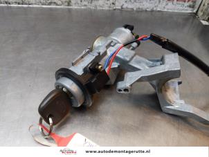 O170414 Gebruikte sleutel+contactslot Daihatsu Cuore