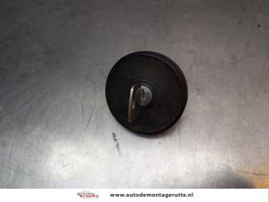 O170573 Gebruikte tankdop Renault Megane