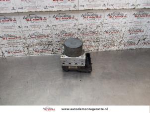 O170640 Gebruikte abs pomp Citroen C1