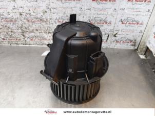 O170667 Gebruikte kachel ventilatiemotor Citroen C3