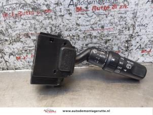 O170707 Gebruikte ruitenwis schakelaar Mazda 3.