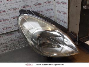 O170884 Gebruikte koplamp rechts Citroen Picasso