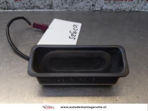 O170965 Gebruikte achterklep handgreep BMW 5-Serie