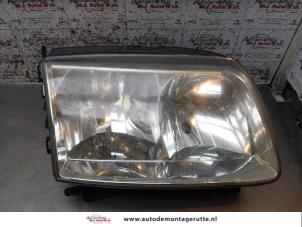 O171040 Gebruikte rechter koplamp Volkswagen Polo