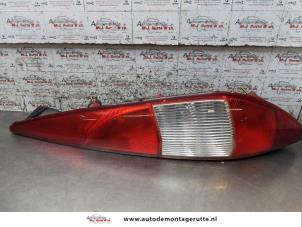 O171076 Gebruikte achterlicht rechts Ford Mondeo