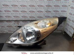 O171112 Gebruikte linker koplamp Chevrolet Spark