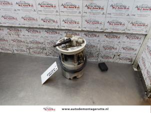 O171147 Gebruikte brandstofpomp elektrisch Mazda 6.