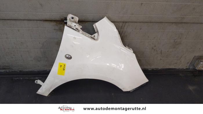 Gebruikte Voorscherm rechts Ford KA O171396