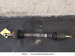 O171413 Gebruikte aandrijfas links-voor Fiat Stilo