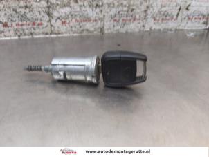 O171443 Gebruikte kontaktslot+sleutel Opel Zafira