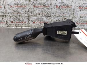 O171512 Gebruikte richtingaanwijzer schakelaar Smart Fortwo