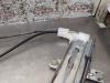 Gebruikte Ruitmechaniek 4Deurs links-voor Mazda Demio O171559