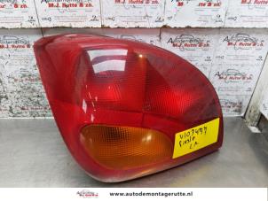 O171572 Gebruikte achterlicht links Ford Fiesta